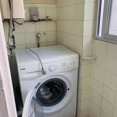 דירה Lovely 3-bedroom In